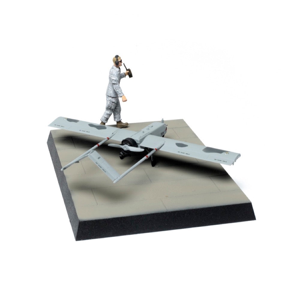 Academy 12117 1/35 U.S. Army RQ-7B UAV Shadow