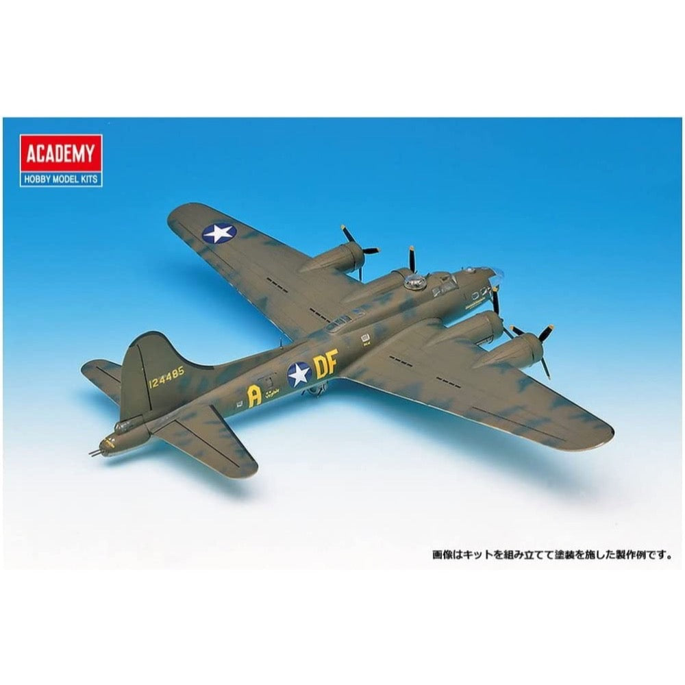 Academy 12495 1/72 B-17F "Memphis Belle" Flying Fortress