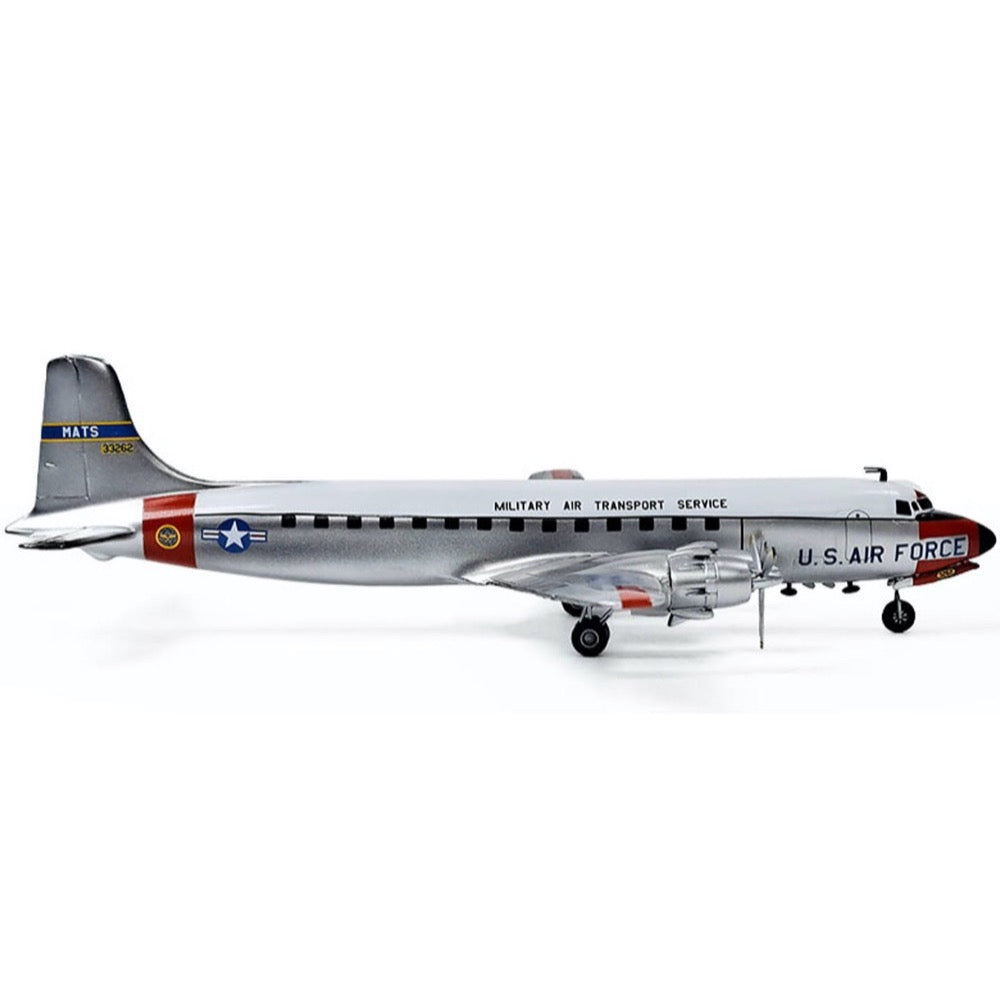 Academy 12634 1/144 Douglas C-118 Liftmaster USAF