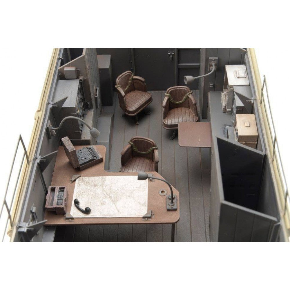 AFV 35235 1/35 AEC Armoured Command Vehicle (German,North Africa)