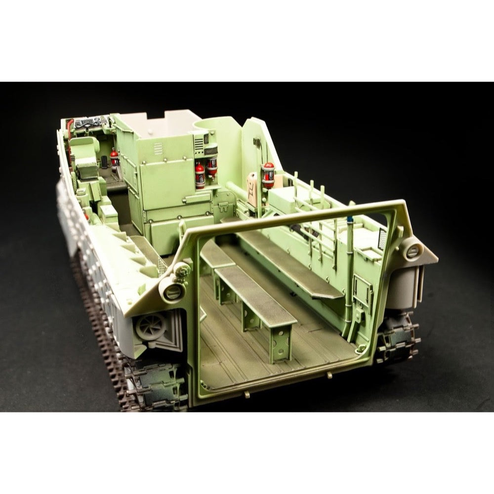 AFV 35S67 1/35 AAV-7A1 RAM/RS w/EAAK