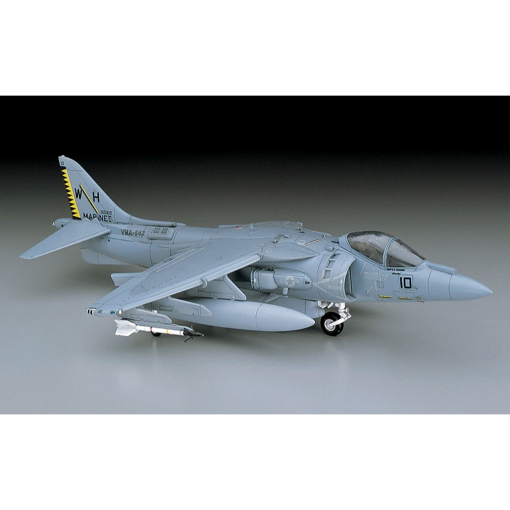 Hasegawa 00454 1/72 AV-8B Harrier II Plus