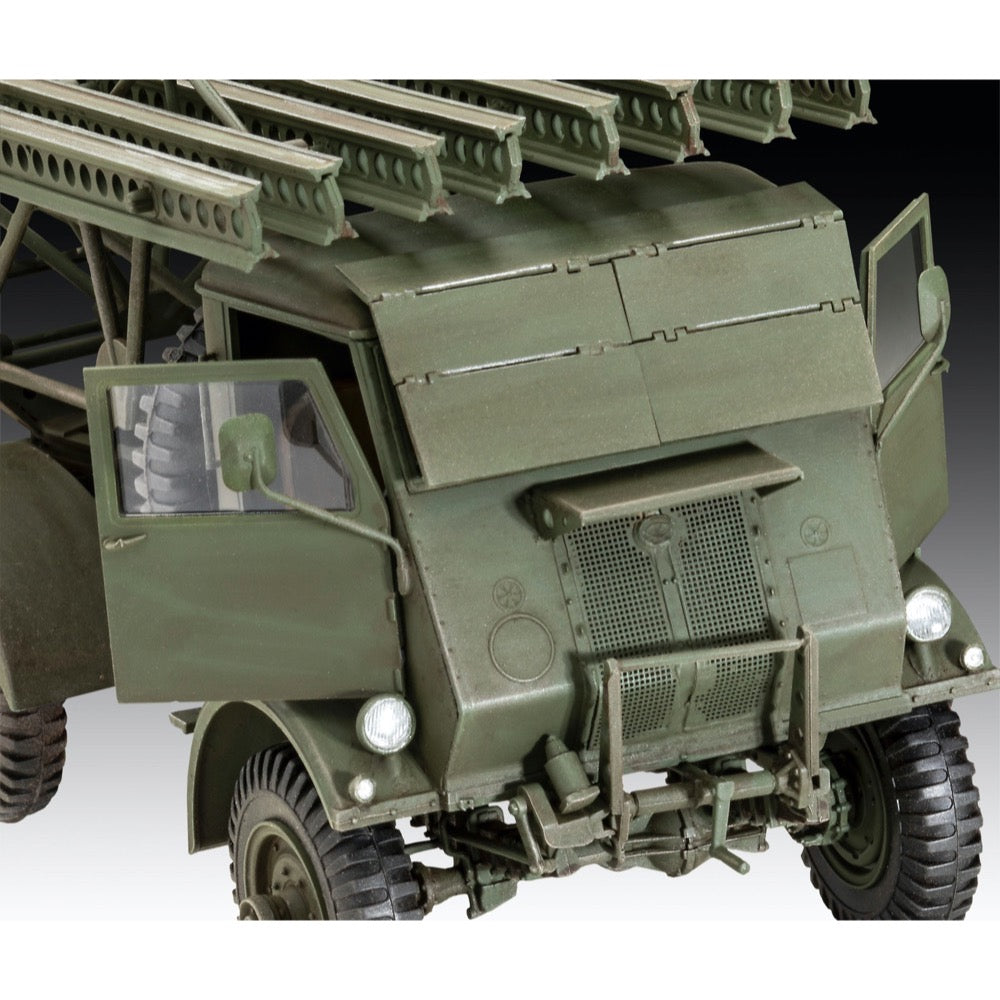 Revell 03338 1/35 BM-13-16 on WOT 8