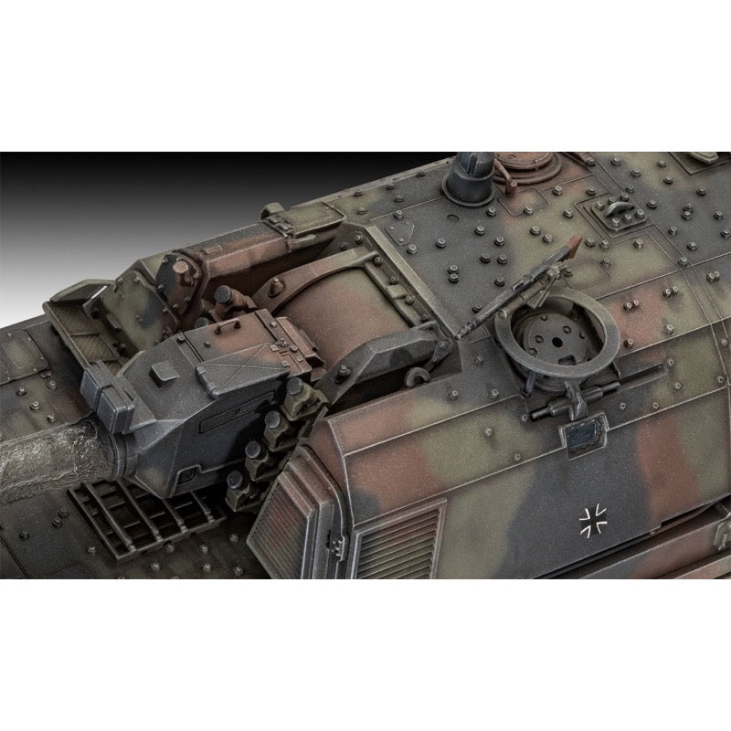 Revell 03279 1/35 Panzerhaubitze 2000