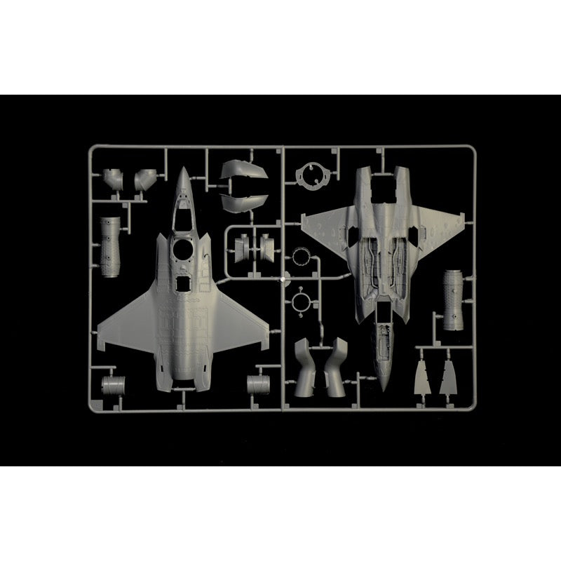 Italeri 1425 1/72 F-35 B Lightning II STOVL Version