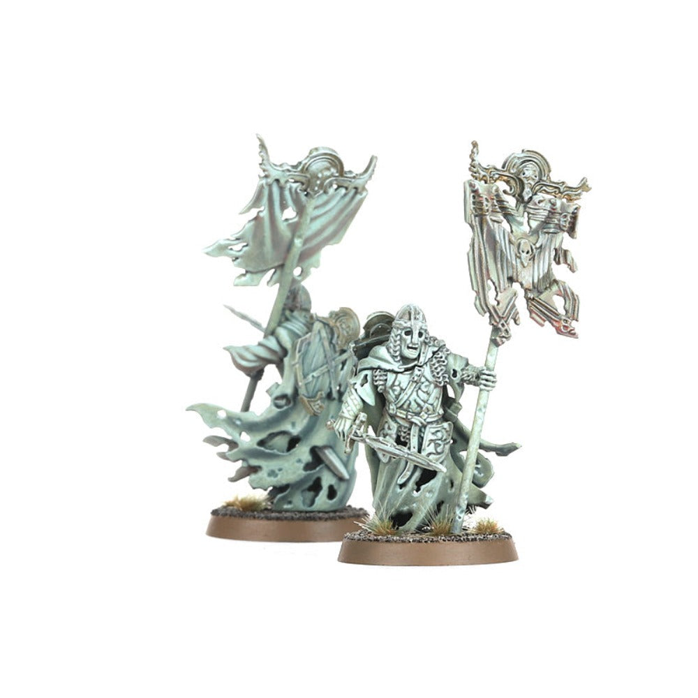Middle-Earth King of the Dead and Heralds