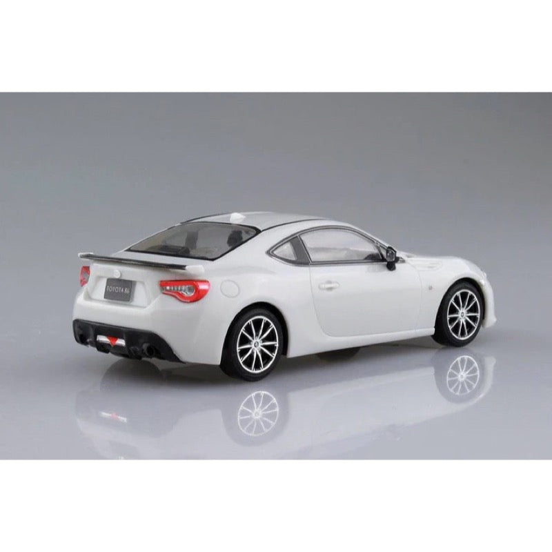 Aoshima A005418 1/32 Toyota 86 Crystal White Pearl Snap Kit