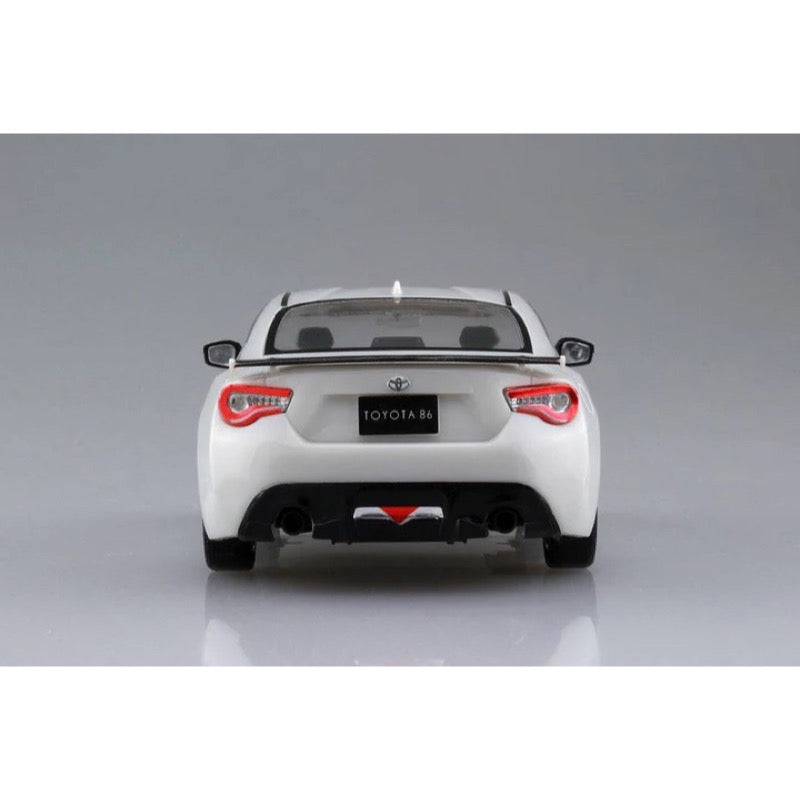 Aoshima A005418 1/32 Toyota 86 Crystal White Pearl Snap Kit