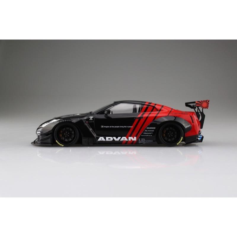 Aoshima A005592 1/24 LB Works R35 GT-R Type 2 Ver 2