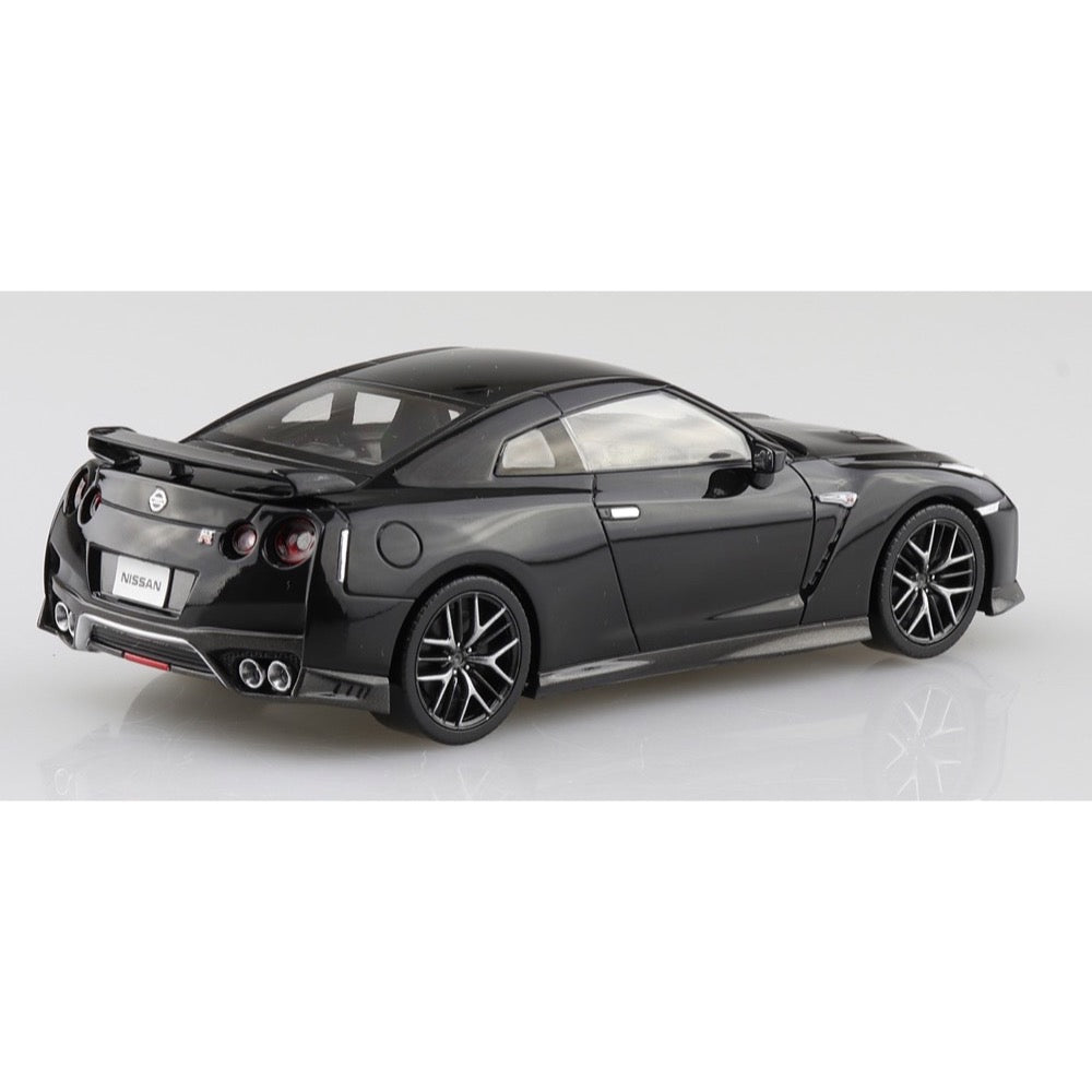 Aoshima A005640 1/32 Nissan GT-R Meteor Flake Black Pearl Snap Kit