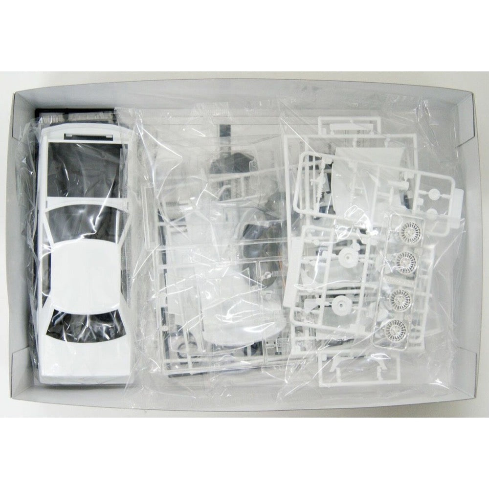 Aoshima A005878 1/24 Nissan DR30 Skyline HT2000 Turbo Intercooler RS X 1984