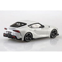 Aoshima A005886 1/32 Toyota GR Supra White Metallic Snap Kit