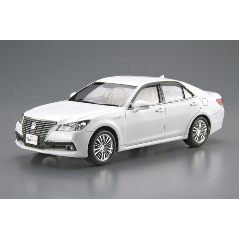 Aoshima A005952 1/24 Toyota GRS210/AWS210 Crown Royal Saloon 2015