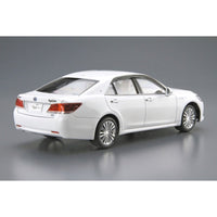 Aoshima A005952 1/24 Toyota GRS210/AWS210 Crown Royal Saloon 2015