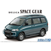 Aoshima A006140 1/24 Mitsubishi PE8W Delica Space Gear 1996