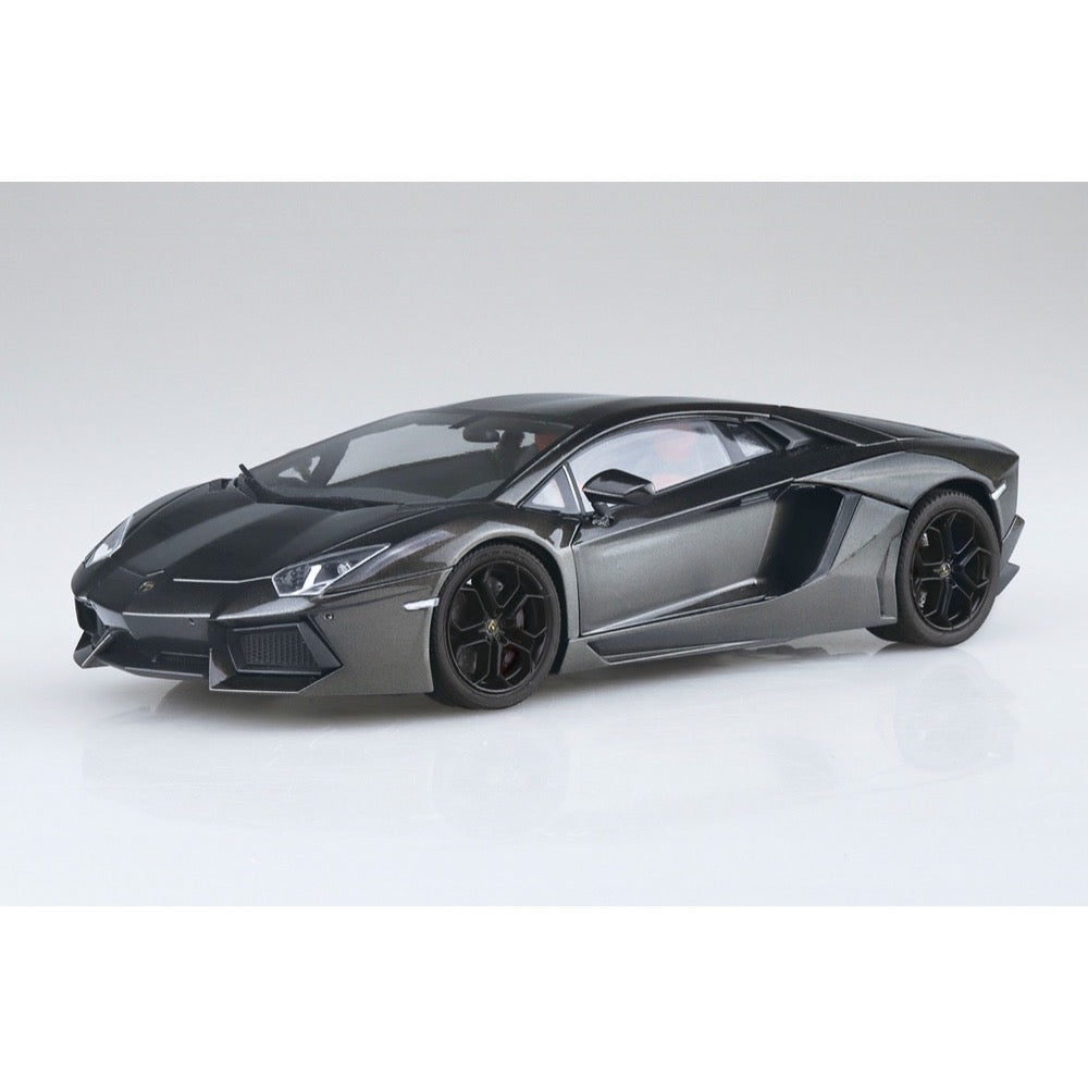 Aoshima A006202 1/24 2011 Lamborghini Aventador Gunmetallic Prepainted