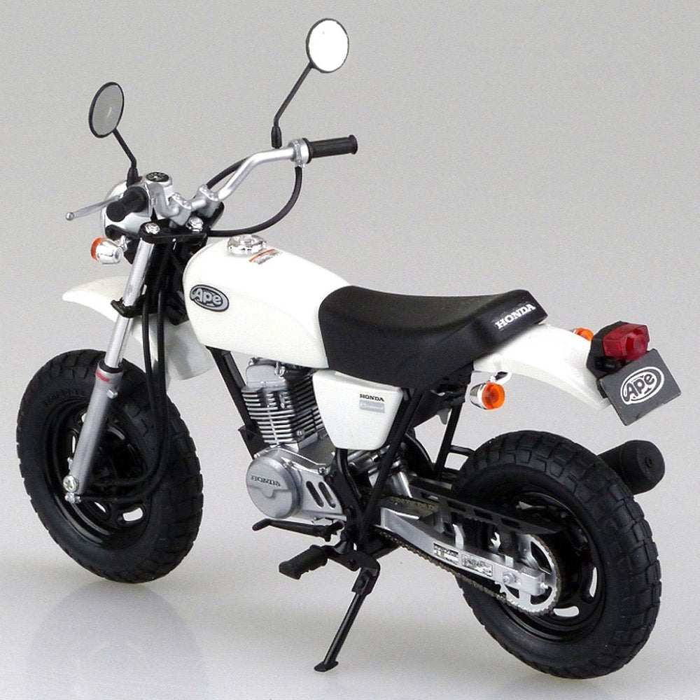 Aoshima A006294 1/12 Honda AC16 Ape '06