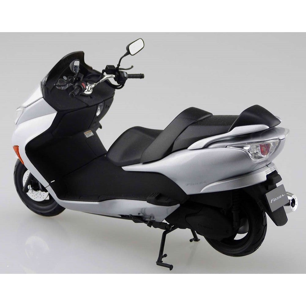 Aoshima A006324 1/12 Honda MF08 Forza 2006