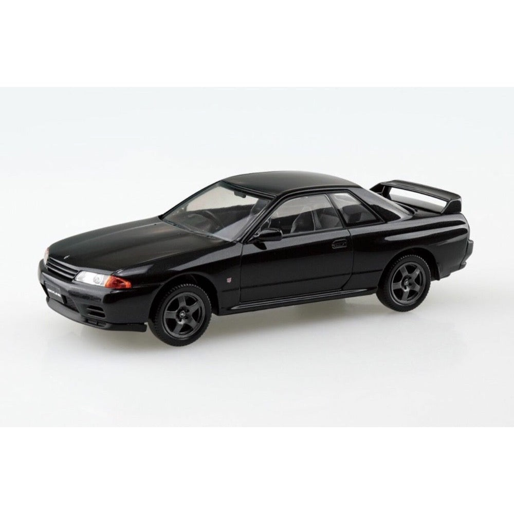 Aoshima A006355 1/32 Nissan R32 Skyline GT-R Black Pearl Metallic Snap Kit