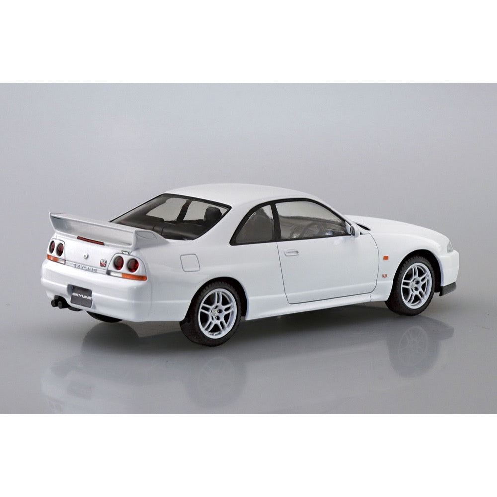 Aoshima A006456 1/32 Nissan R33 Skyline GTR White Snap Kit