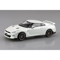 Aoshima 1/32 Snap Nissan R35 Nissan GT-R 2024 (Brilliant White Pearl)