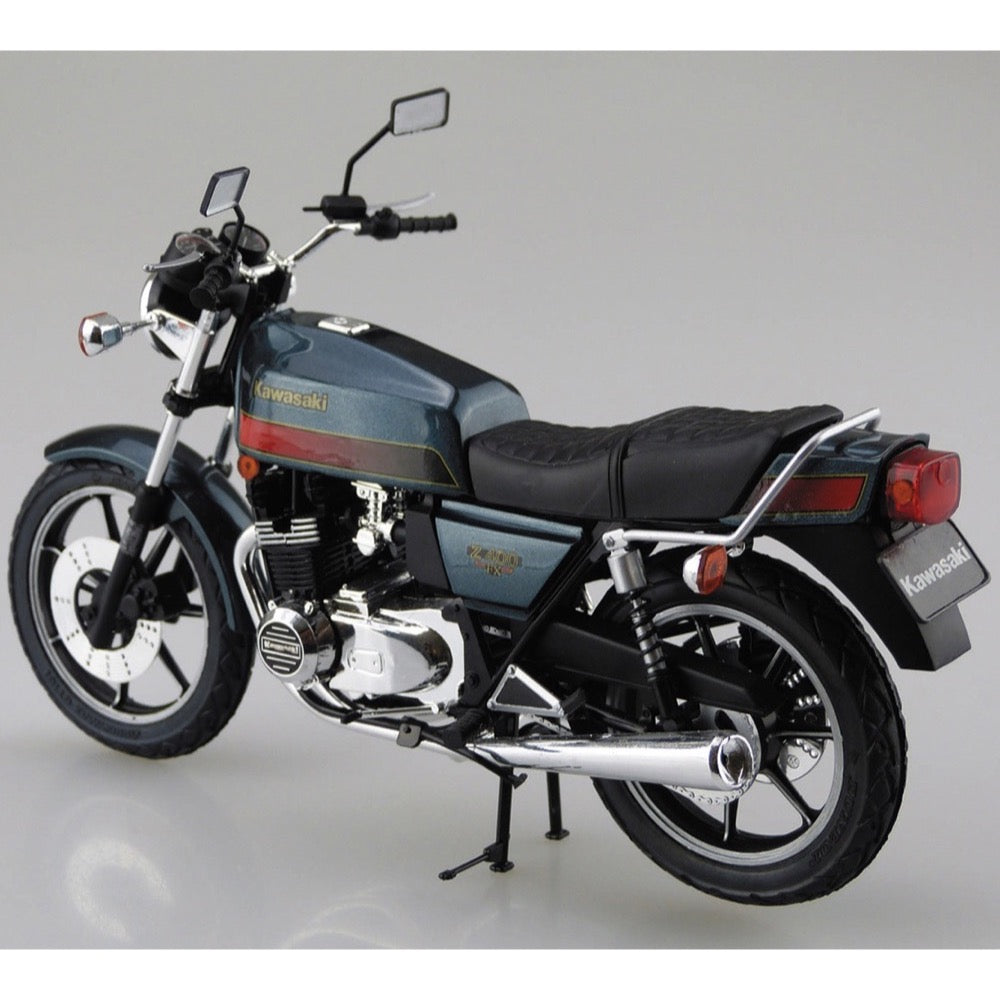Aoshima 1/12 Kawasaki Kz400E Z400Fx '81