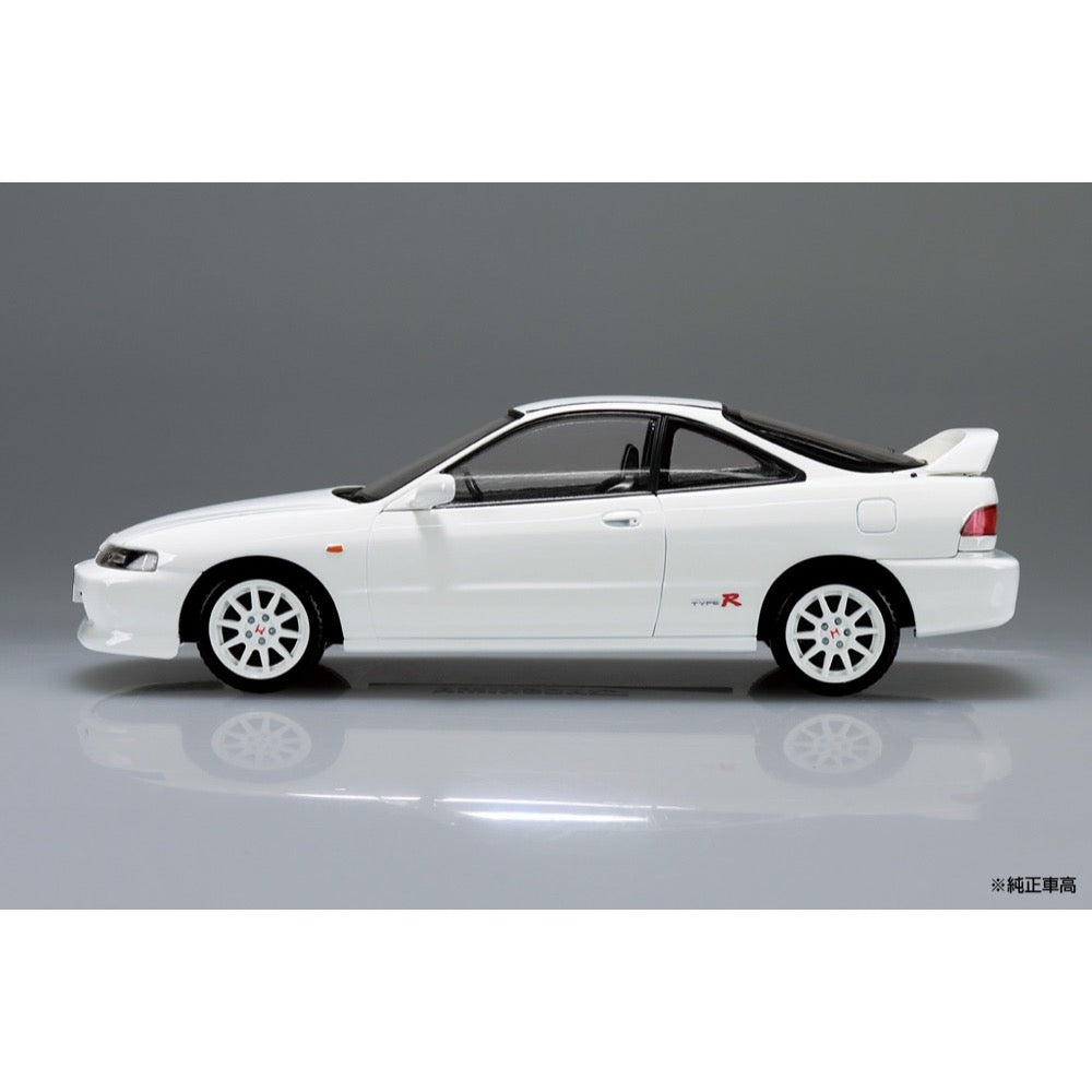 Aoshima 006937 1/32 Snap Honda DC2 Integra Type R Championship White
