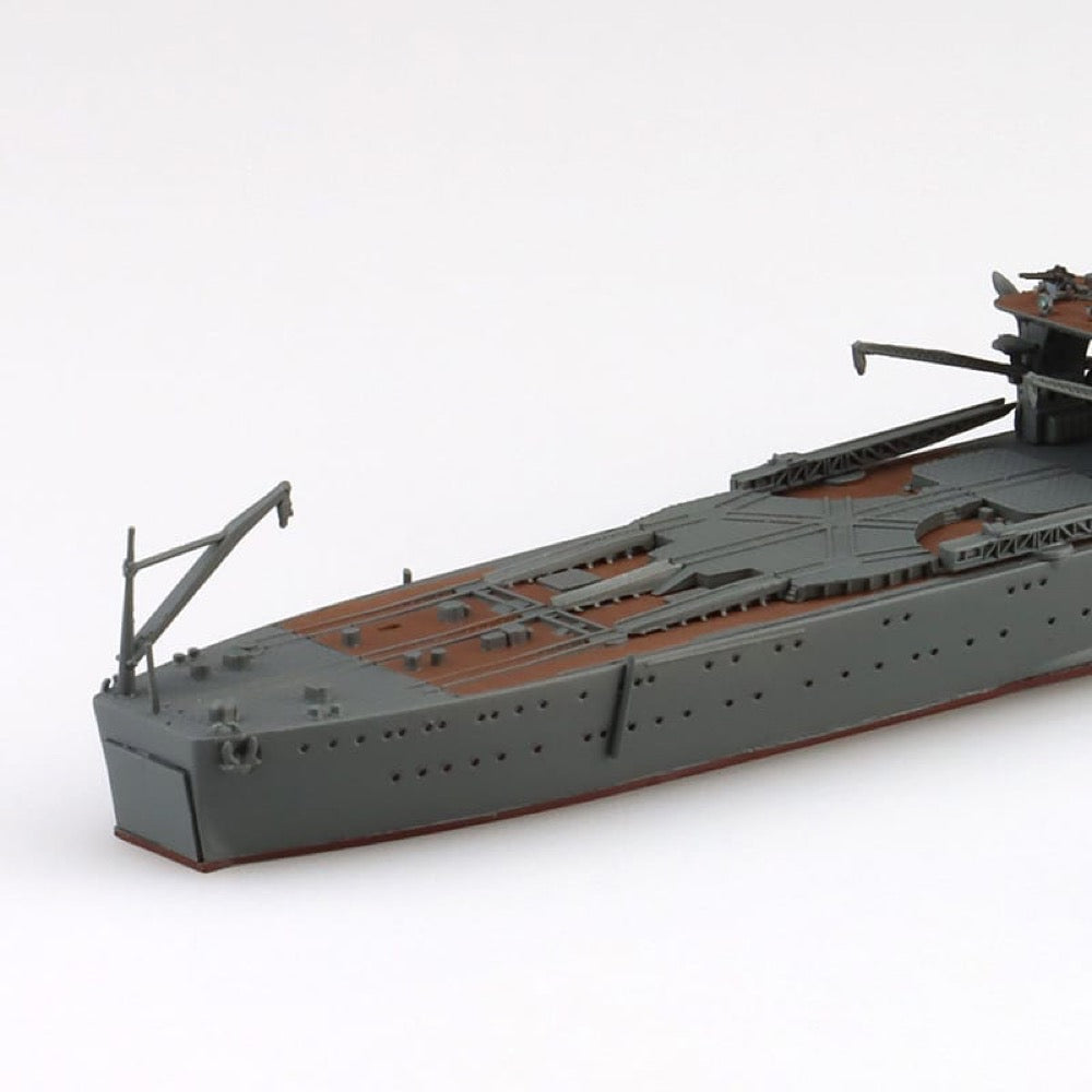 Aoshima A006965 1/700 Japanese Navy Midget Submarine Tender Hiyoda