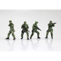 Aoshima A01208 1/72 JGSD 3 1/2T Truck With Additional Armor with 6 Figures