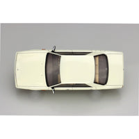 Aoshima 020082 1/24 Nissan Y31 Cima Type II Limited '90