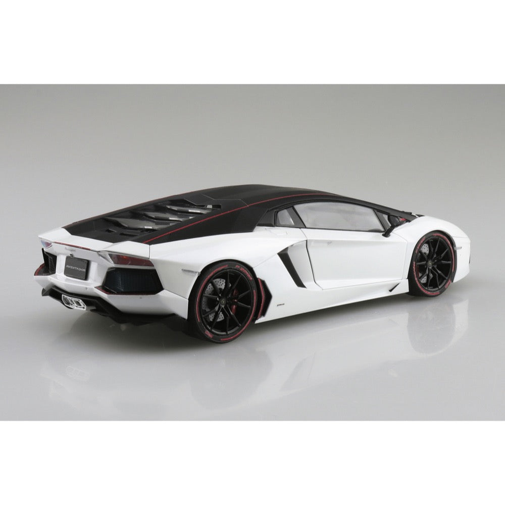 Aoshima A020212 1/24 2015 Lamborghini Aventador Pirelli Edition