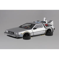 Aoshima 1/24 Back to the Future Part II Time Machine with Figure