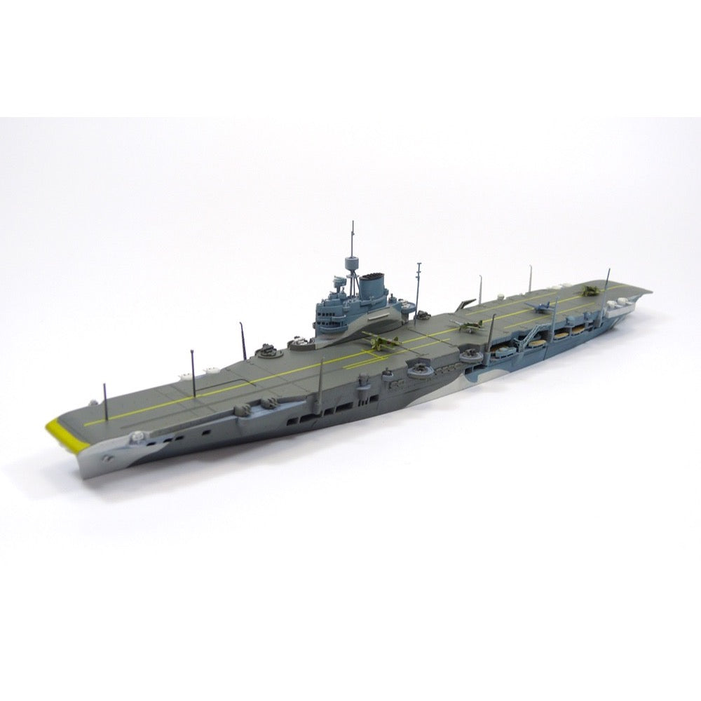 Aoshima A04603 1/700 British Aircraft Carrier Illustrious