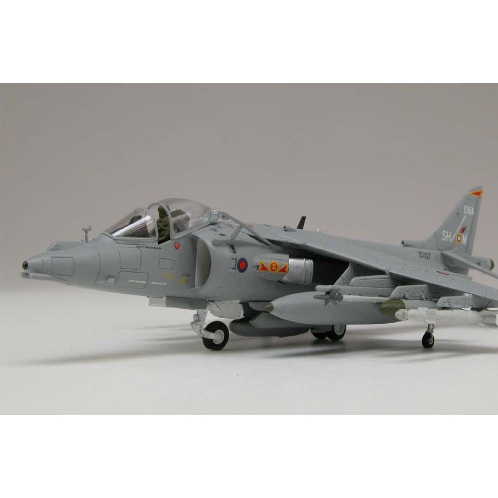 Airfix A55300 1/72 Harrier GR9A Starter Set