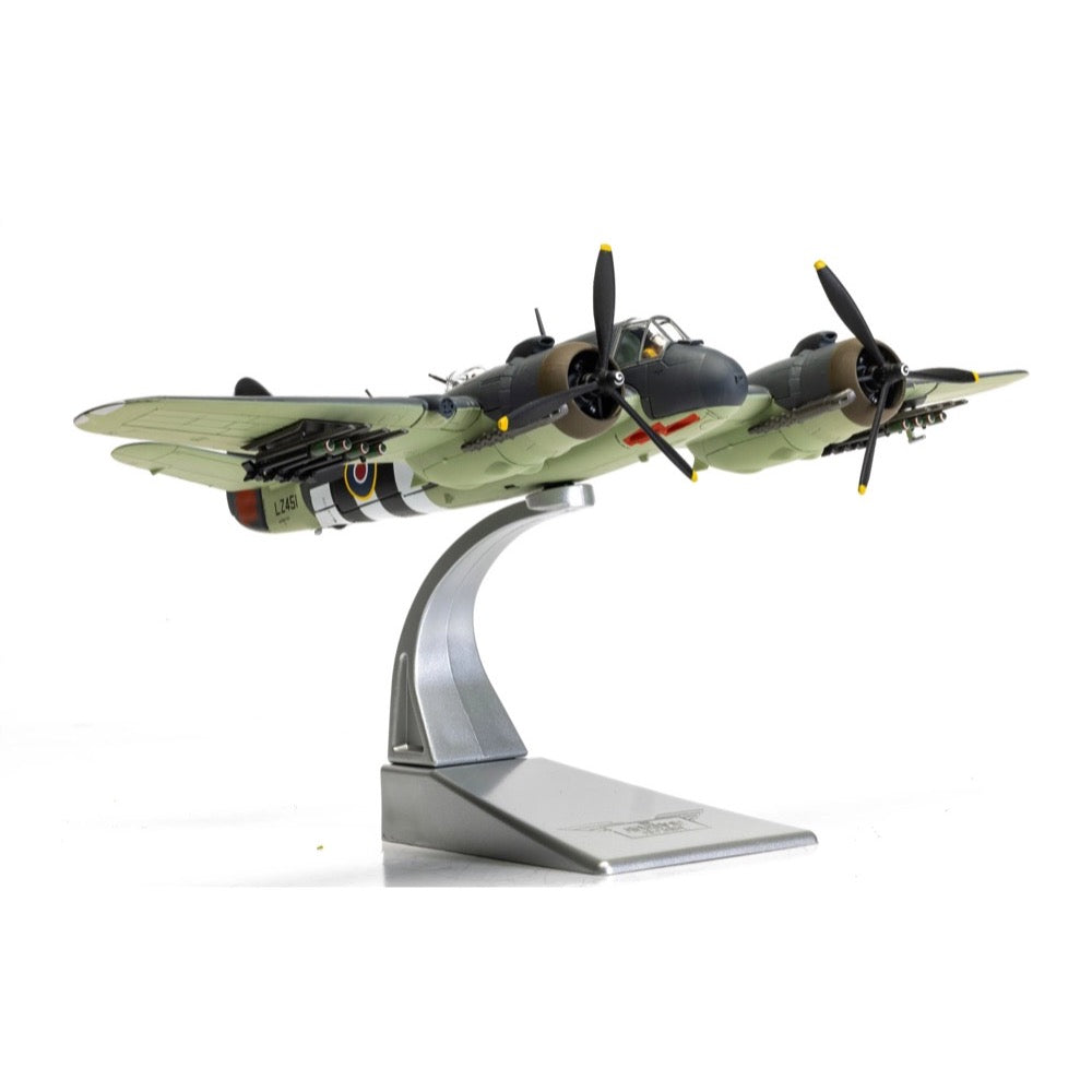 Corgi AA28604 1/72 Bristol Beaufighter TF.X, LZ451 / EE-M, 'The Ancient Mariner', Sqn/L Christison, 404sqn RCAF,October 1944