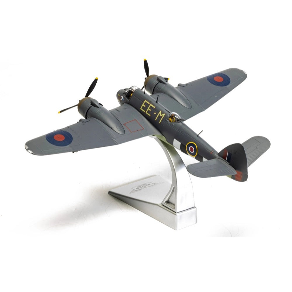 Corgi AA28604 1/72 Bristol Beaufighter TF.X, LZ451 / EE-M, 'The Ancient Mariner', Sqn/L Christison, 404sqn RCAF,October 1944