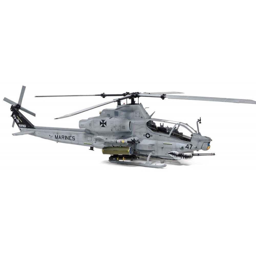 Academy 12127 1/35 U.S. Marine Corps AH-1Z "Cobra"