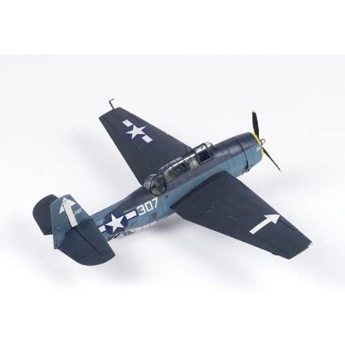 Academy 12285 1/48 TBM-3 "USS Bunker Hill" Avenger