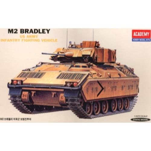 Academy 13237 1/35 M2 Bradley IFV Plastic Model Kit