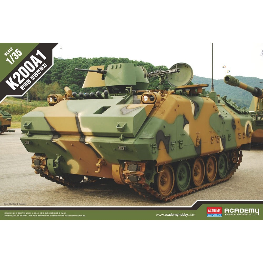 Academy 1/35 ROK KIFV K-200A1 APC Model Kit