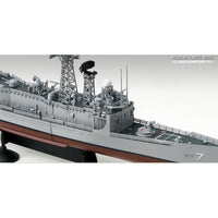 Academy 14102 1/350 USS Oliver Hazard Perry Frigate
