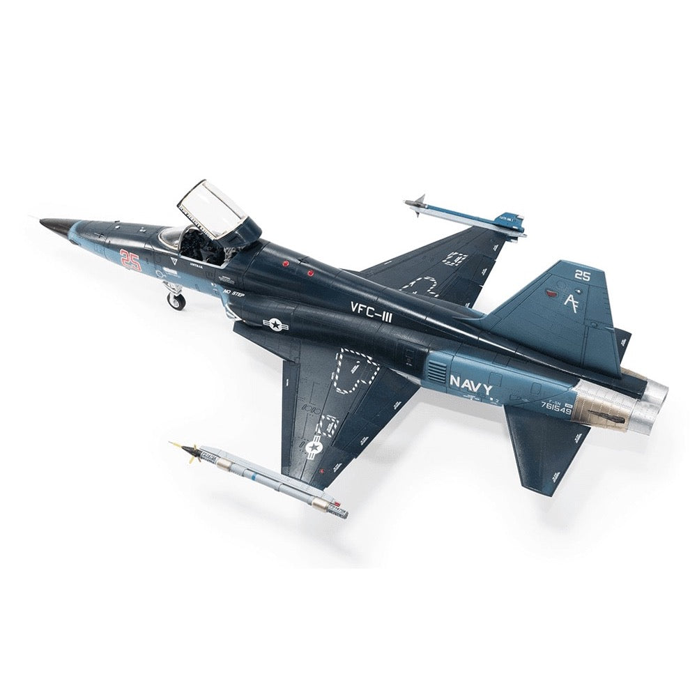 AFV 48117 1/48 Northrop F-5N+ Tiger II USN VFC-111 Sundowners Fighter Aircraft