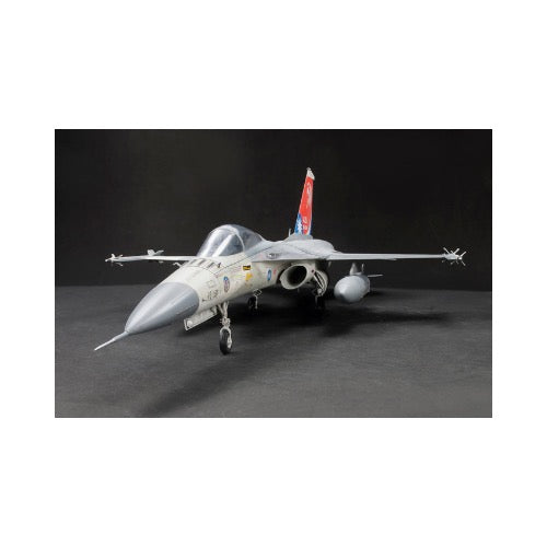 AFV Club AR48108 1/48 IDF F-CK-1C (Single Seat)