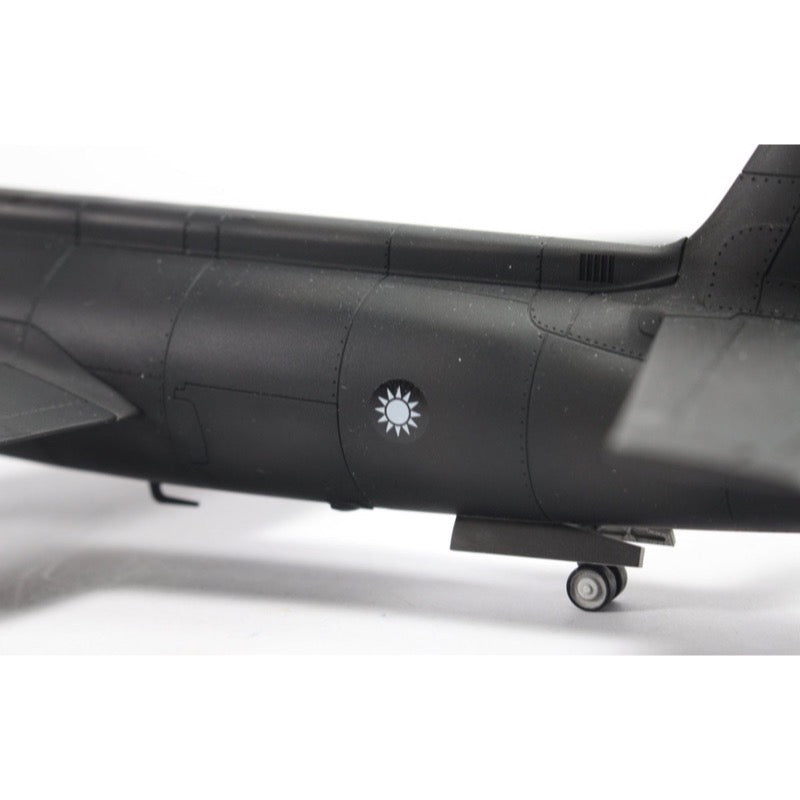 AFV AR48114 1/48 Lockheed U-2C Dragon Lady Early/Late Model