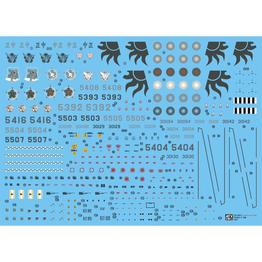 AFV AR48S11 1/48 Chung-Cheng F-5F and Tigergazer RF-5E Two Model set