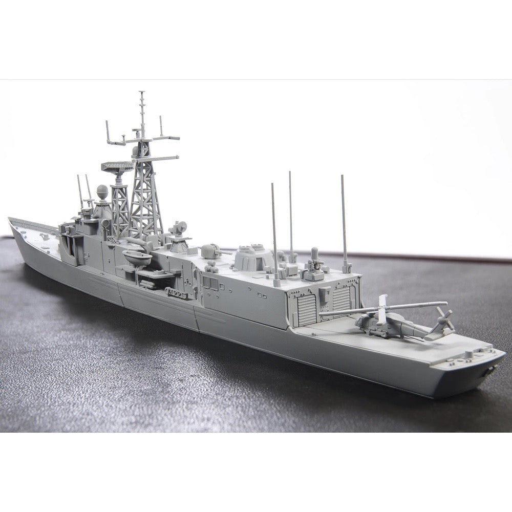 AFV Club SE70006 1/700 USS Oliver Hazard Perry Class Frigate 4716965706067