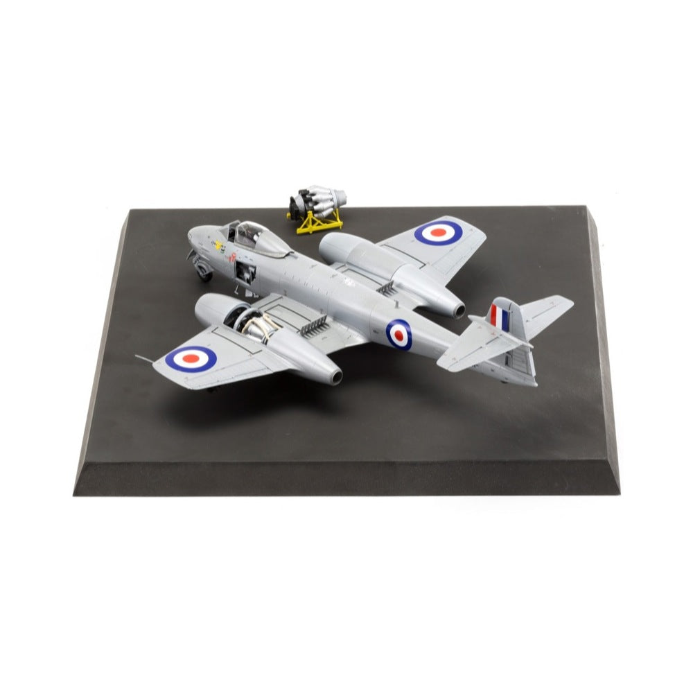 Airfix A09184 1/48 Gloster Meteor F8 Korean War