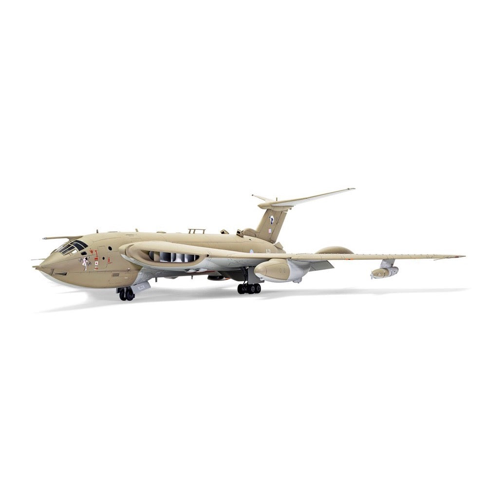 Airfix A12009 1/72 Handley-Page Victor K.2/ SR.2