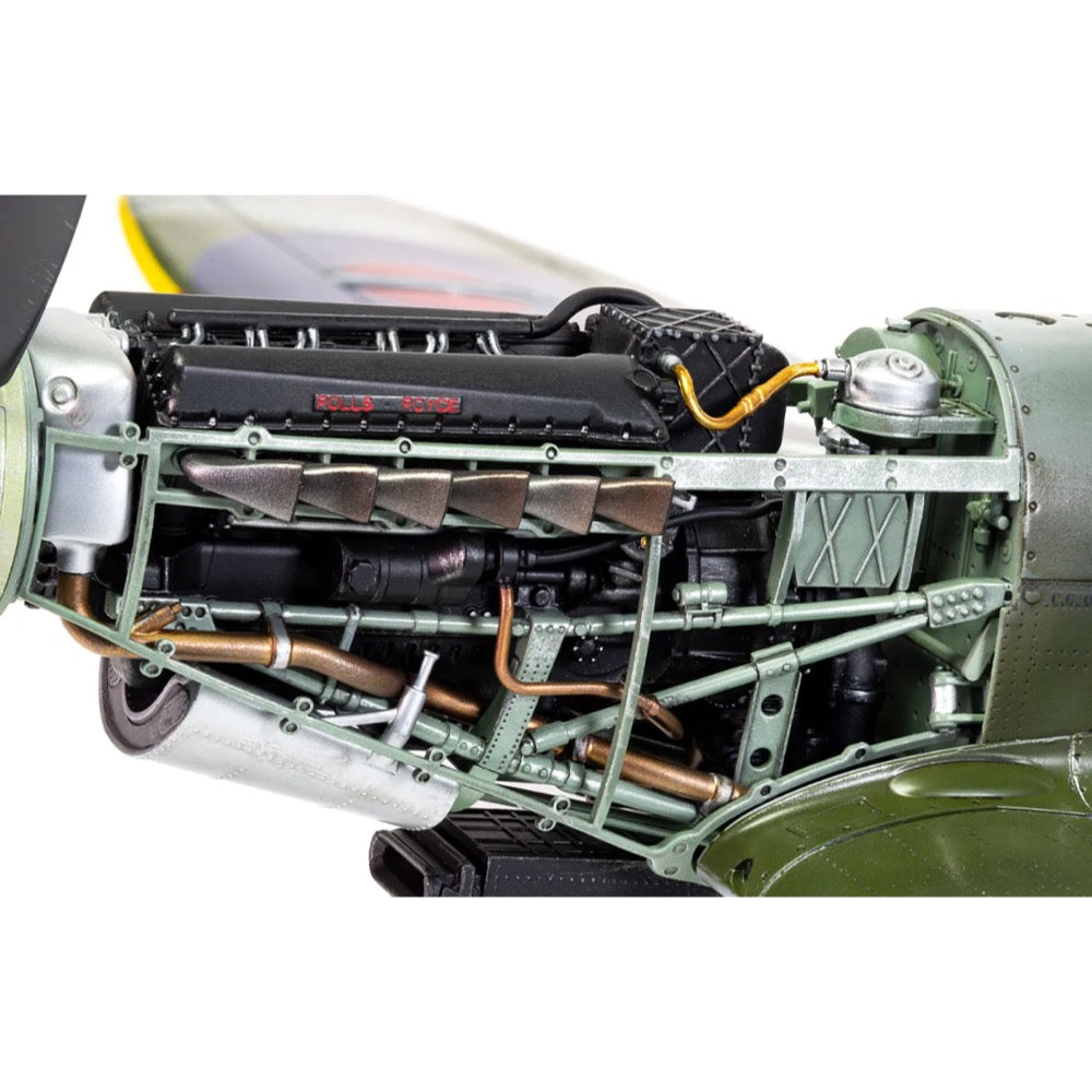 Airfix A17001 1/24 Supermarine Spitfire Mk.IXc