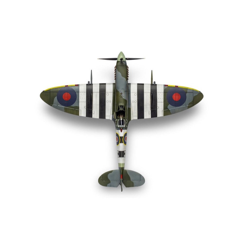 Airfix 17001A 1/24 Supermarine Spitfire Mk.IXc Flying Dray